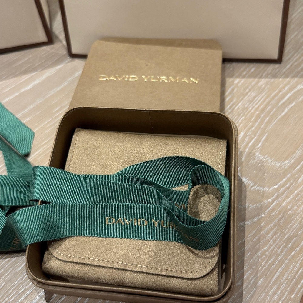 David Yurman Silver Necklace with Purple Gemstone - Picture 7 of 7